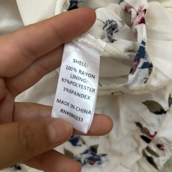 Kendall & Kylie White Floral Print Wrap Maxi Skirt Medium - Picture 8 of 8